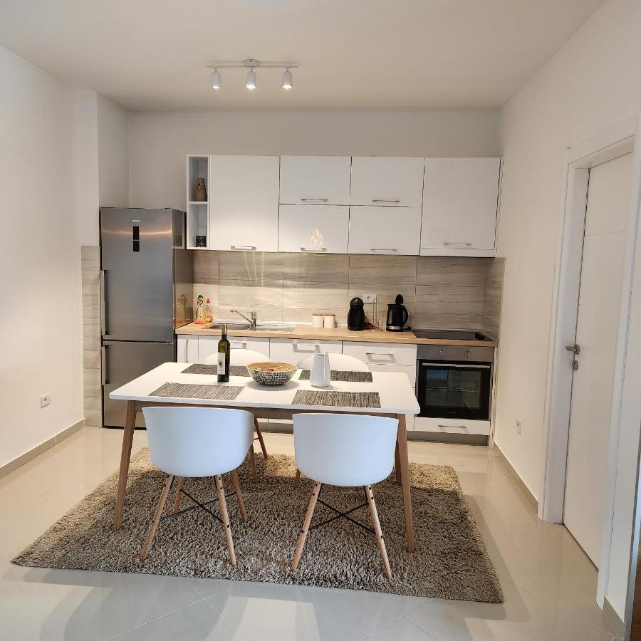 Marija Apartmani Bar Exteriör bild