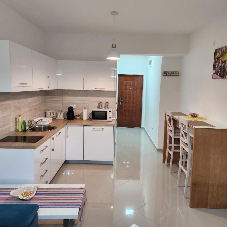 Marija Apartmani Bar Exteriör bild