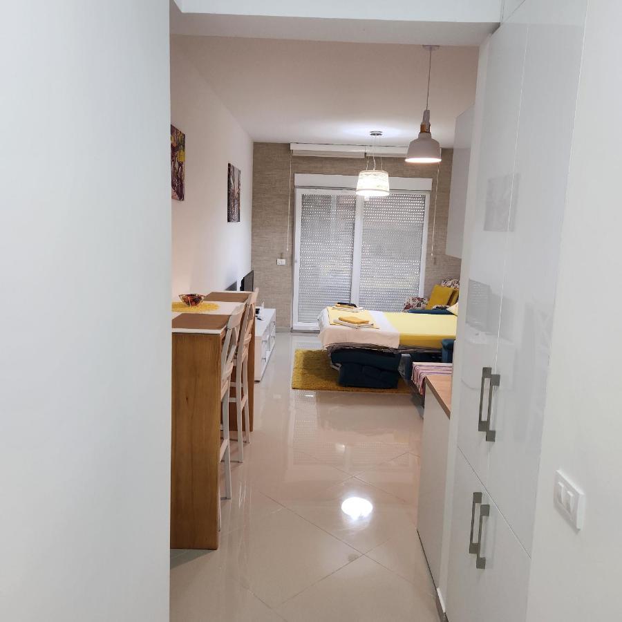 Marija Apartmani Bar Exteriör bild