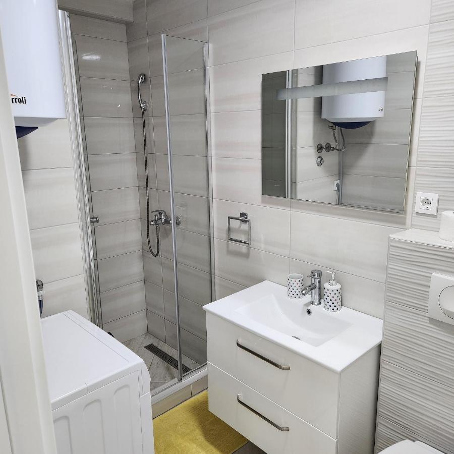 Marija Apartmani Bar Exteriör bild