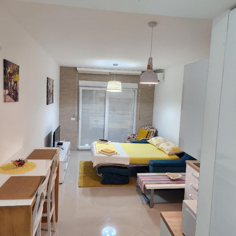 Marija Apartmani Bar Exteriör bild
