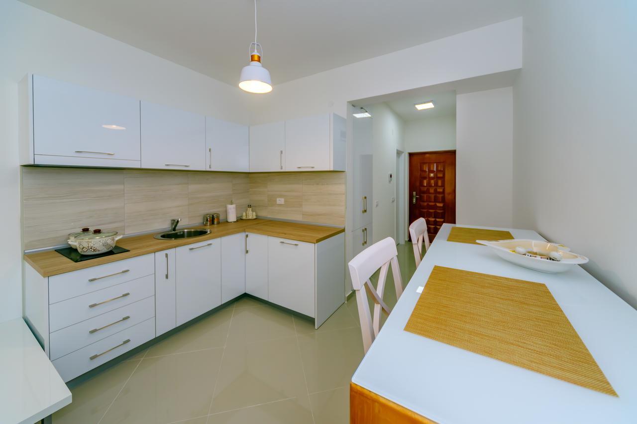 Marija Apartmani Bar Exteriör bild