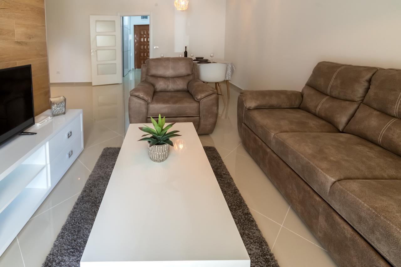 Marija Apartmani Bar Exteriör bild